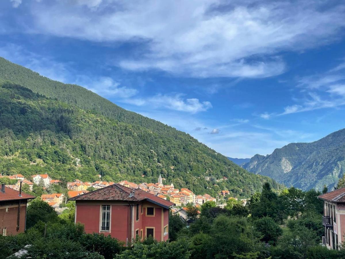 Saint-Martin-Vésubie La Pierre Bleue / Chambres D'Hotes المظهر الخارجي الصورة
